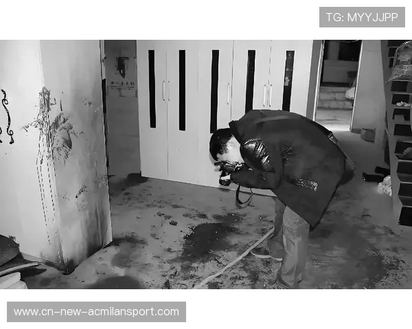 主帅深夜独自查看录像，被拍到神情紧绷